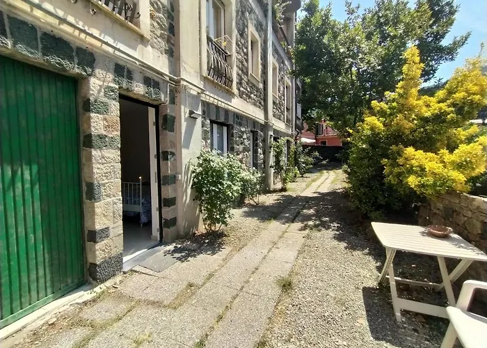 Dorothea House Apartman *