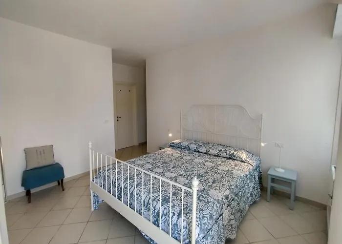 Daire Dorothea House *